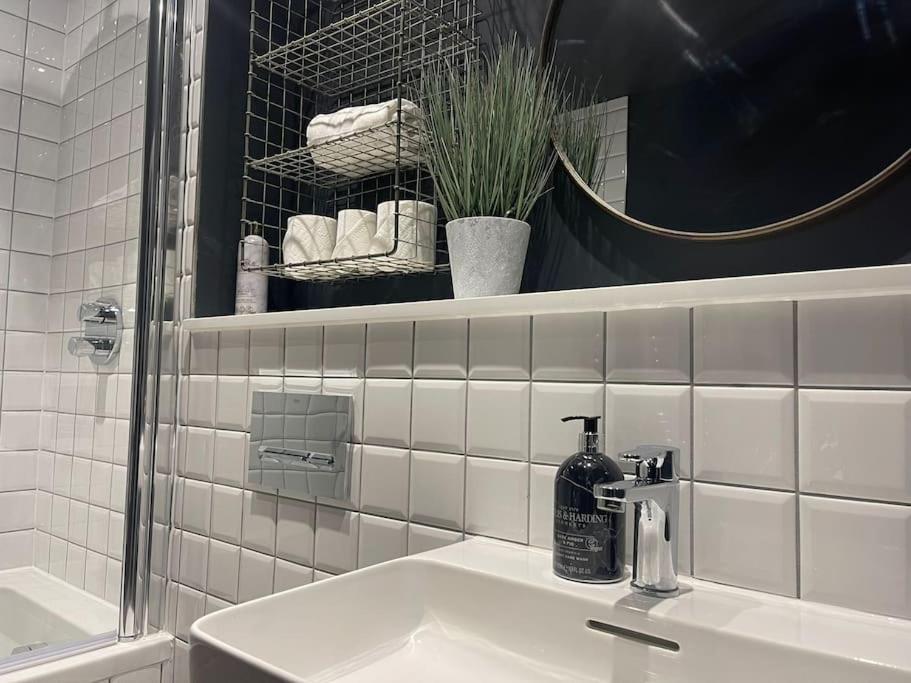 Trendy Apartment In Cardiff Free Parking 외부 사진